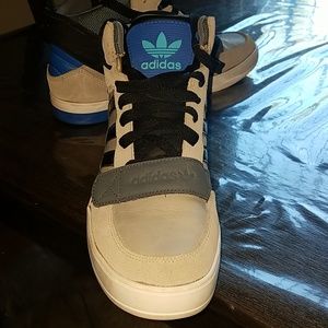 adidas Shoes - Men's Adidas high top shoes. adidas Shoes - Men's Adidas high top shoes.